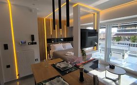 Larisa Absolute Suites, Sky View Smart Home