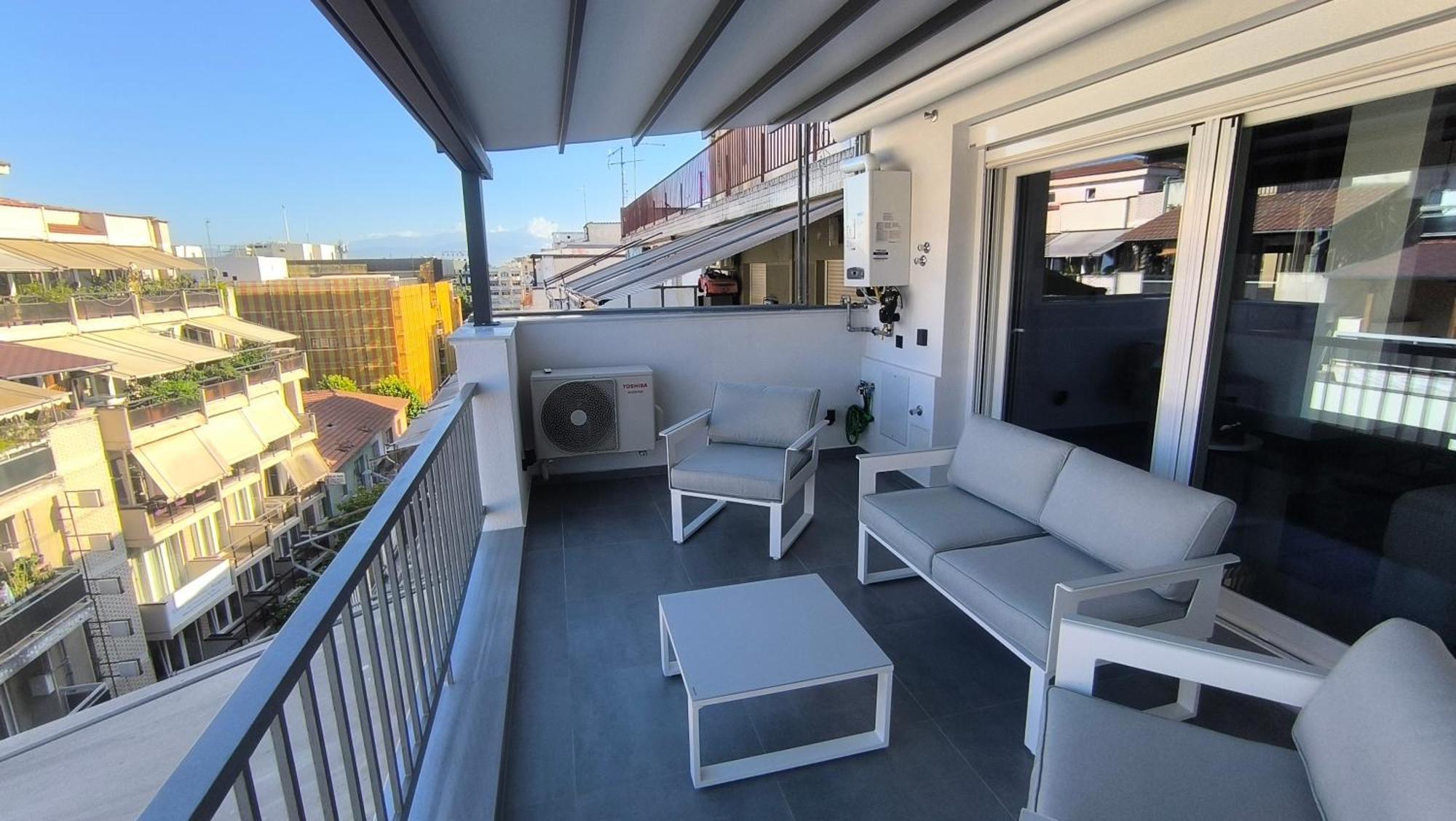 Larisa Absolute Suites, Sky View Smart Home Εξωτερικό φωτογραφία
